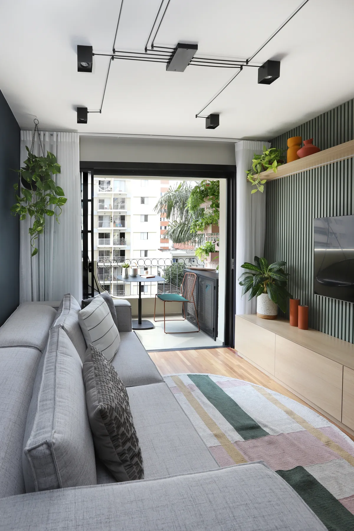 thiet-ke-va-thi-cong-noi-that-can-ho-kingston-residence
